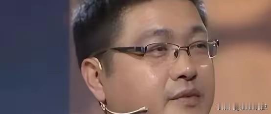 1998年，河北1男子，婚后不想工作，请求妻子供他读硕博。没想到，妻子竟点头答应