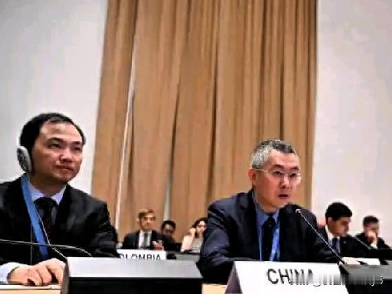 8月11日，美国拉着日本等41国在日内瓦裁军会议上联署声明，对中国7月6日的潜射