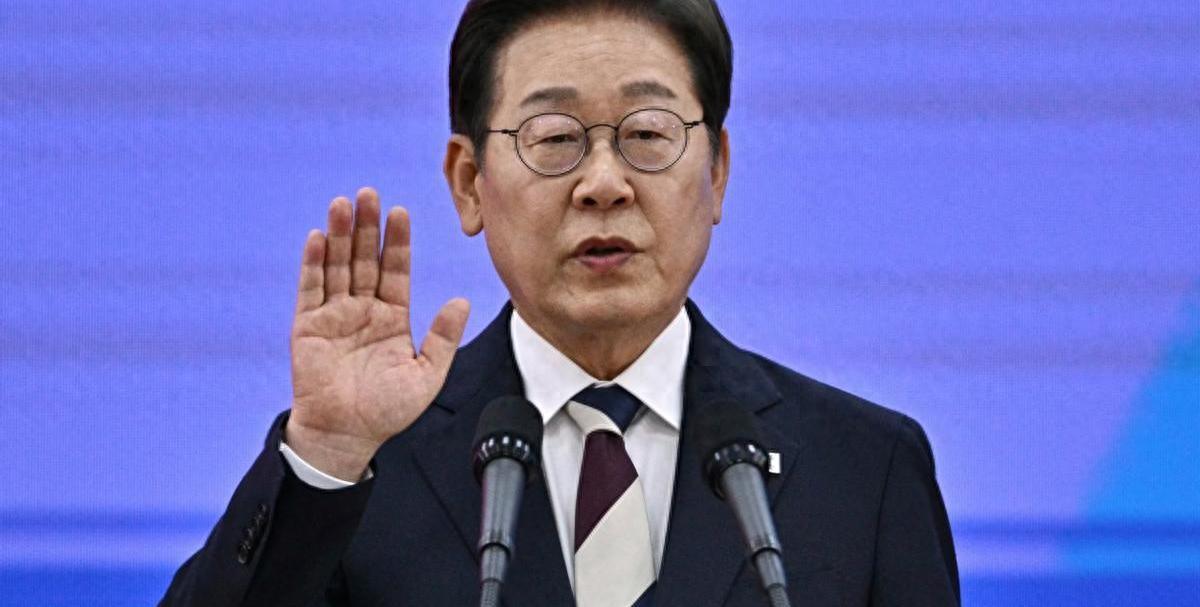 韩国“劝架”中日，真能两边好说话？

日本首相高市早苗近日发表涉台言论，立刻惹怒