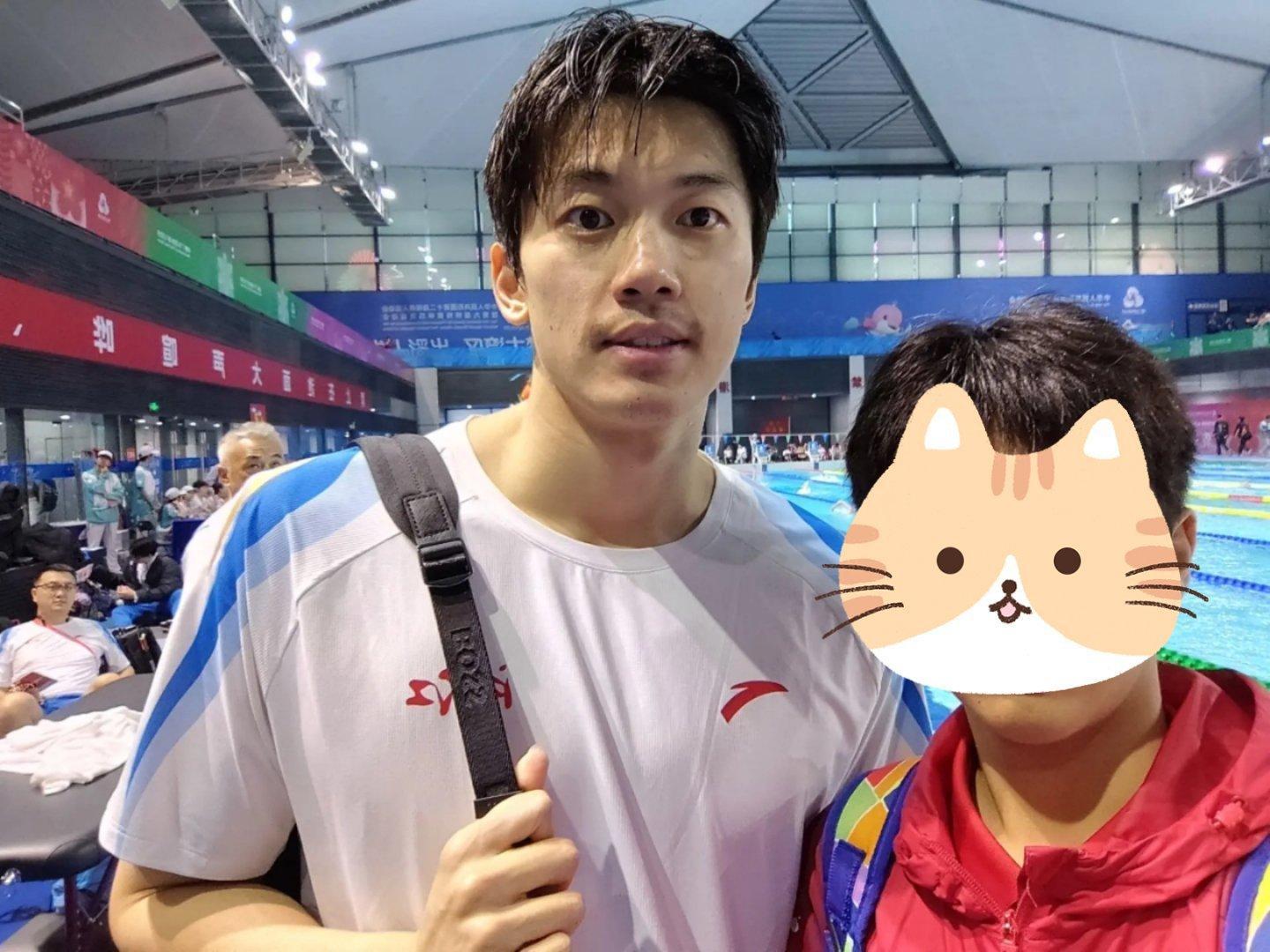 顺顺和弟弟妹妹们的合照