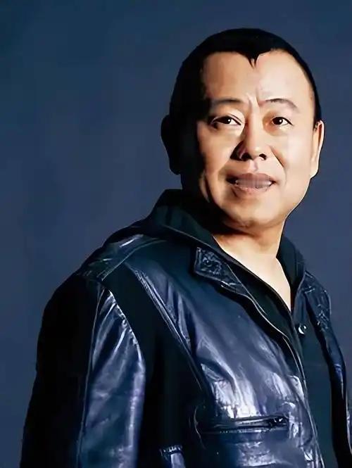 【潘长江的人生态度】
        潘长江的人生态度挺值得琢磨。他出身梨园世家