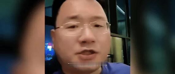 卢文庆坦言，他曾在背后力挺七老板。这个主播在得到卢文庆支持前，只是个拥有十几万粉