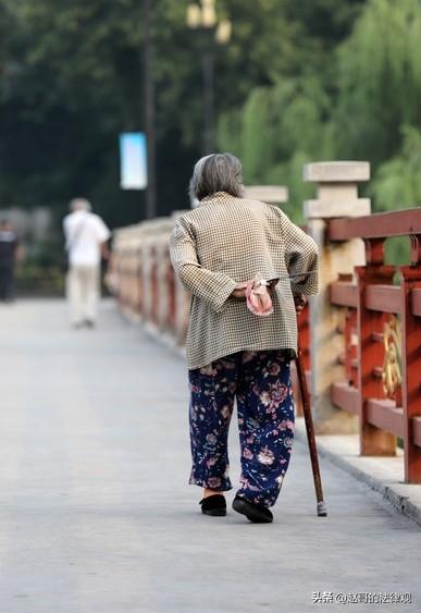 这就是老人再婚的下场！江苏淮安，李老太60岁时和王某再婚，婚后两人不想和孩子们掺