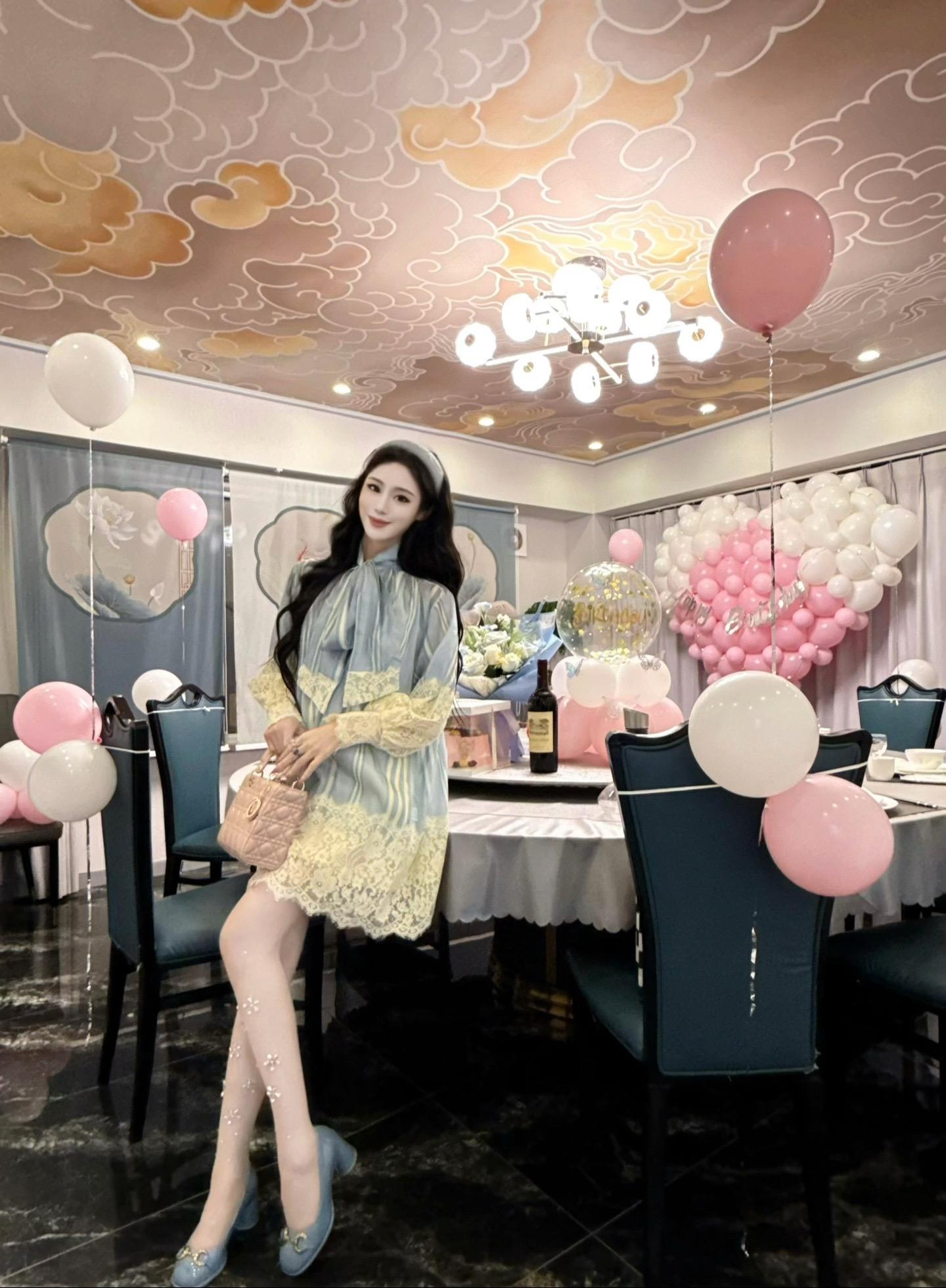 祝自己生日快乐🎂🎂！