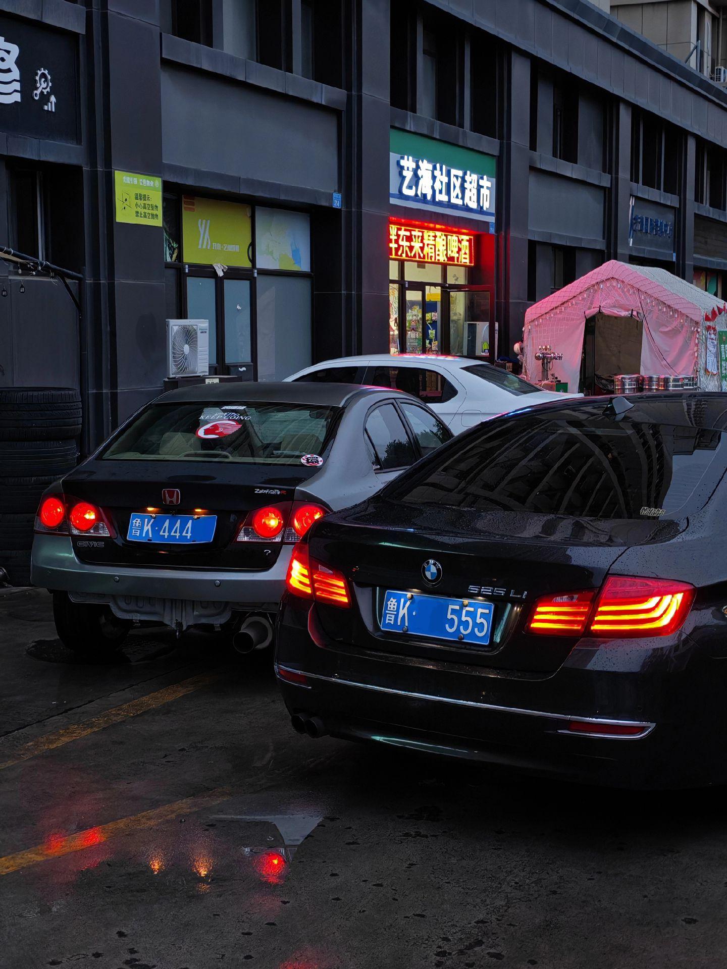 我能嘤嘤嘤也能冷冰冰。