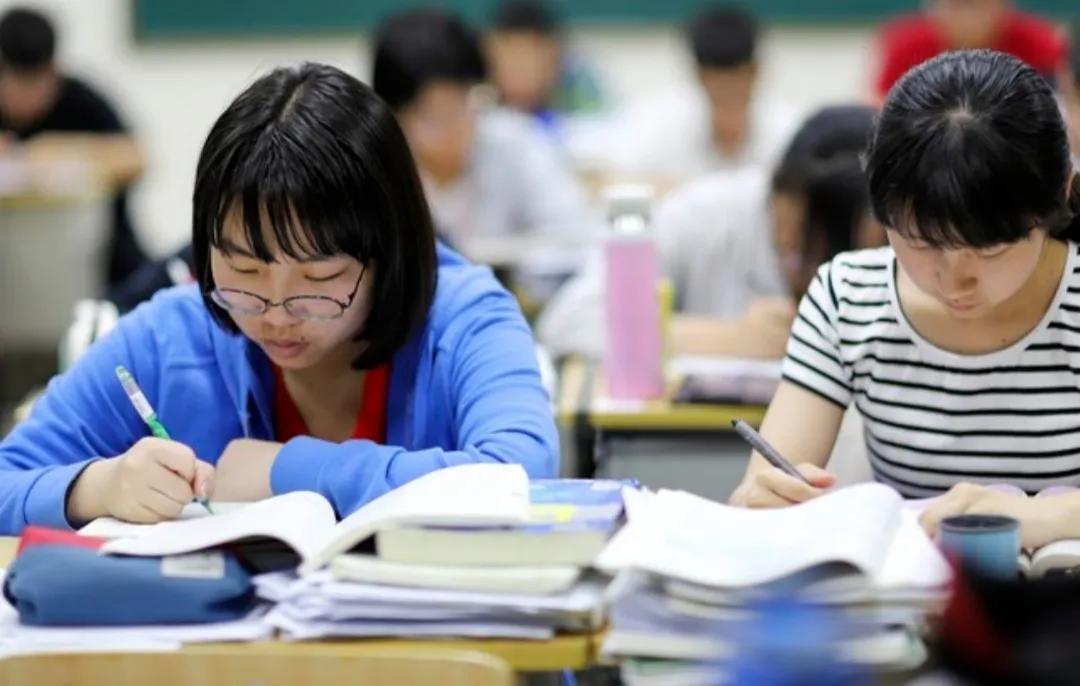 #秋日生活打卡季#中国有五所就业率高、前途好的警校，它们各有优势和特点，毕业生就