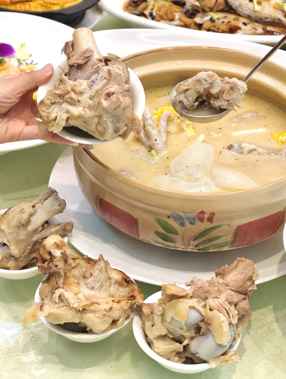 澳门人都排队吃，确实澳门数一数二
