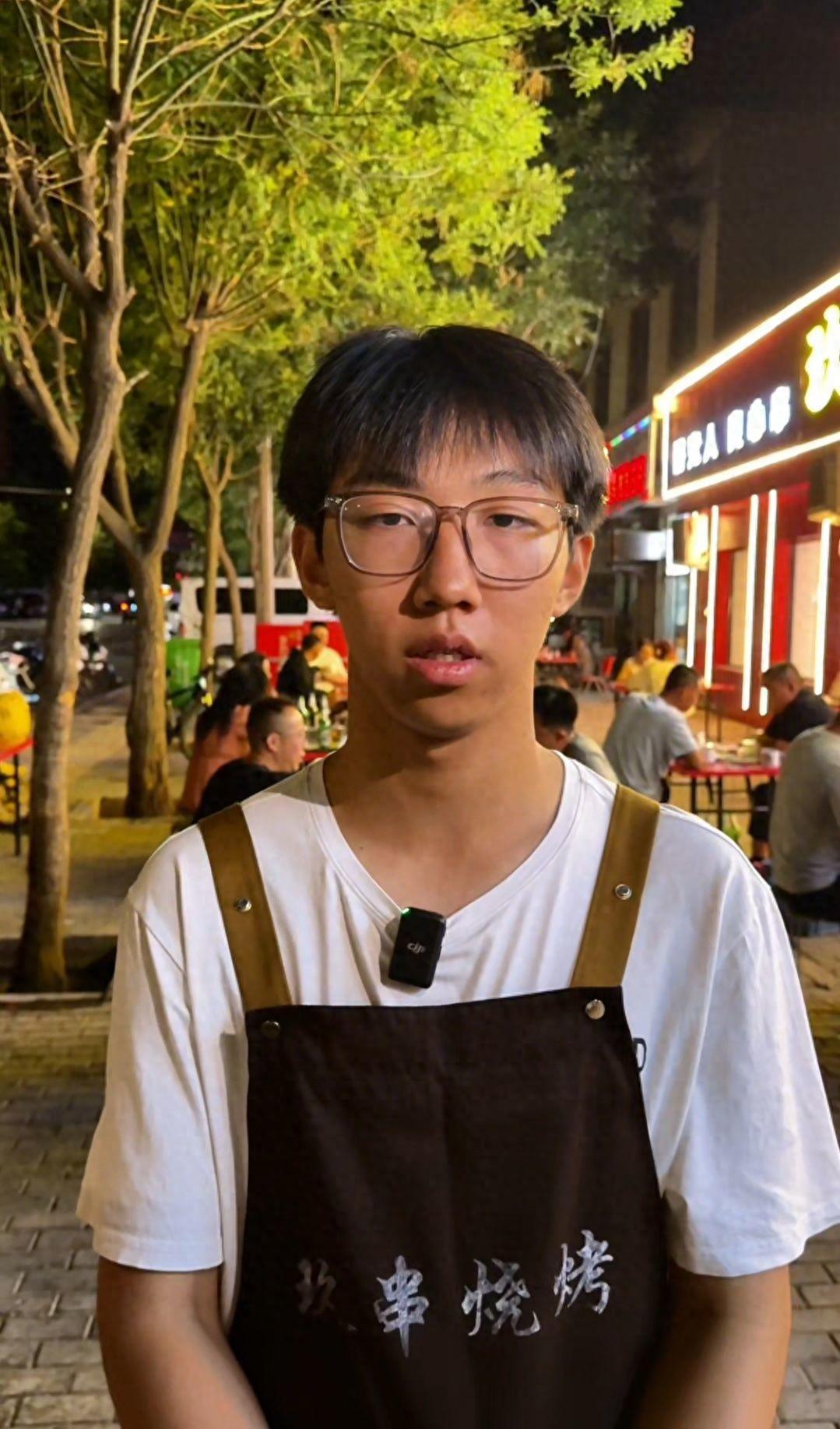太懂事了！内蒙古，一男生高考考了640分，可分数出来后，他没有要“全家桶”，也没