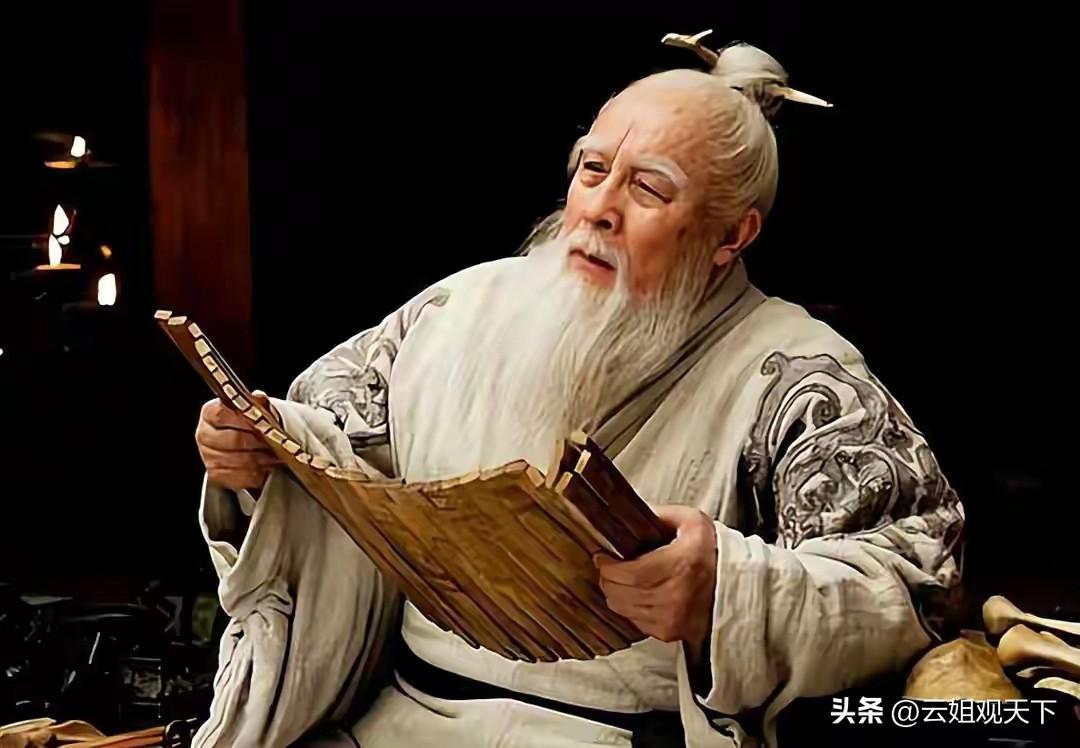 爷爷那辈人的处世箴言，藏着半生的清醒与智慧
 
爷爷常说，这世上的路，有直有弯，