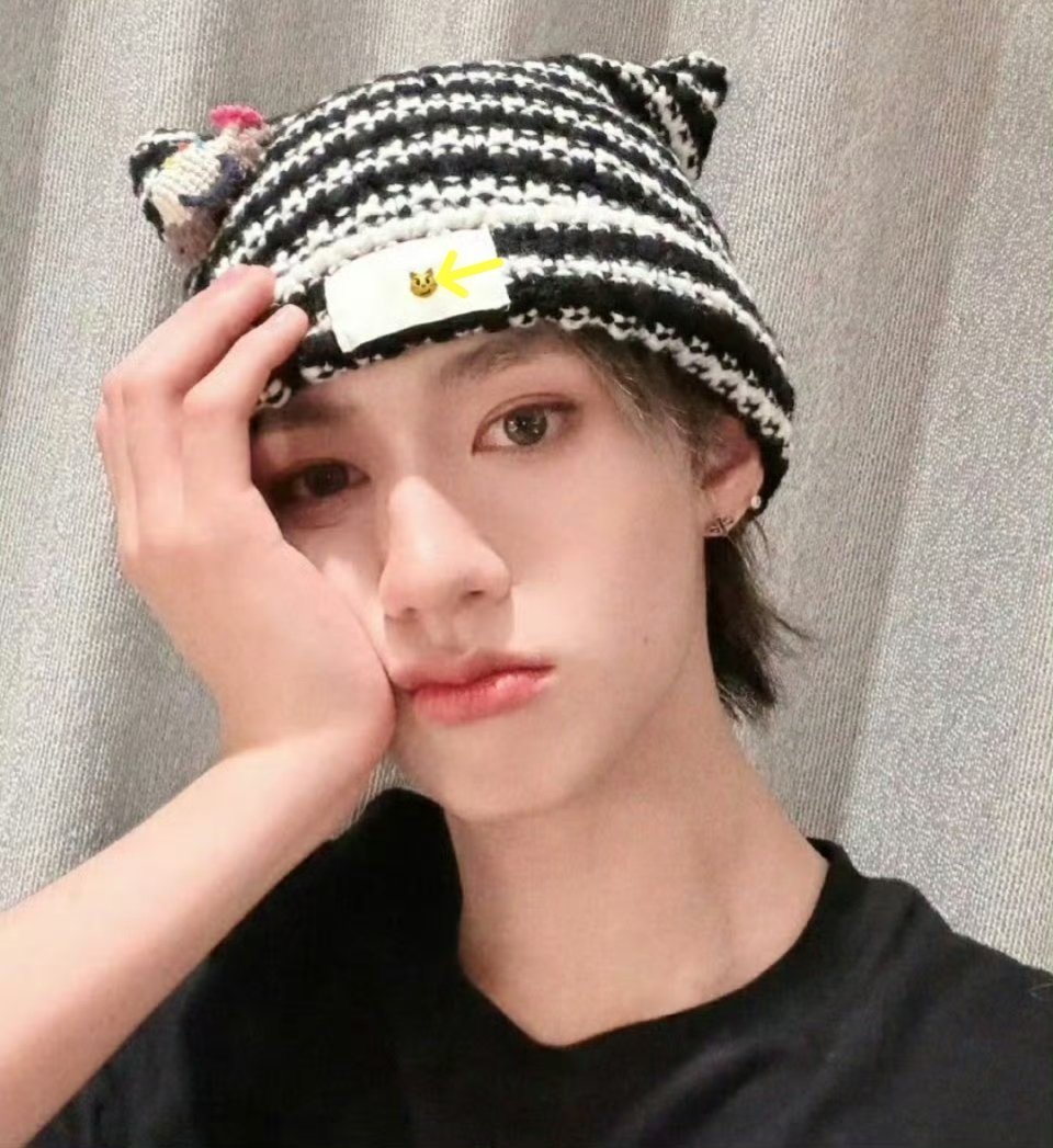小猫，要天天开心朱志鑫一路向海的少年 ✨朱志鑫