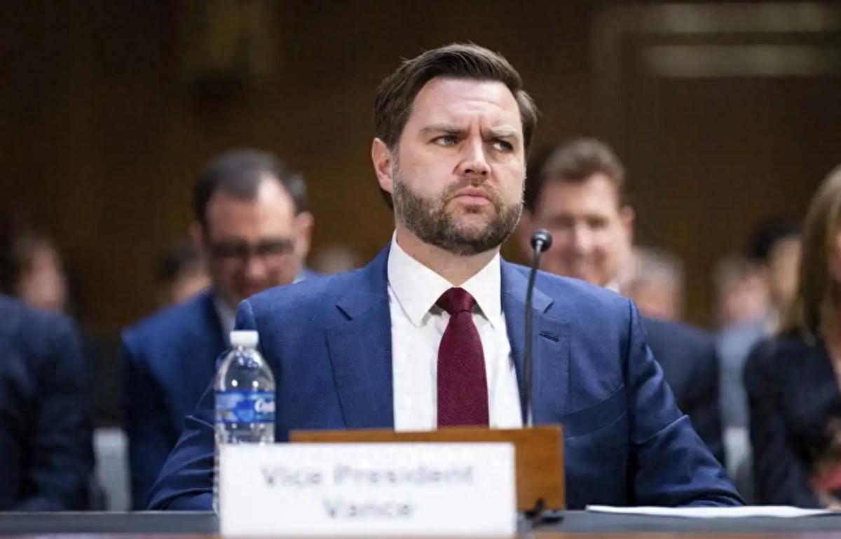 第二次谈判，伊朗还未派出代表团，而是严阵以待