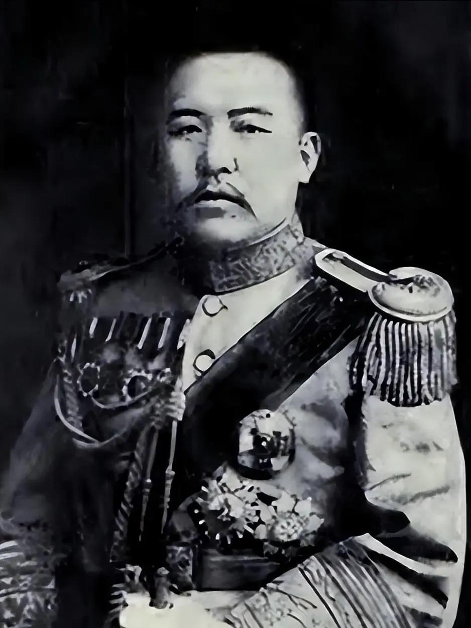 1926年，南昌。蒋介石一纸电令，急召黔军巨头袁祖铭赴南昌参加军事会议。

此时