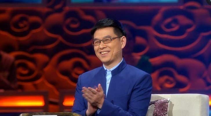 2021年春夏之交，一向以儒雅形象示人的南师大教授、《中国诗词大会》导师郦波，因