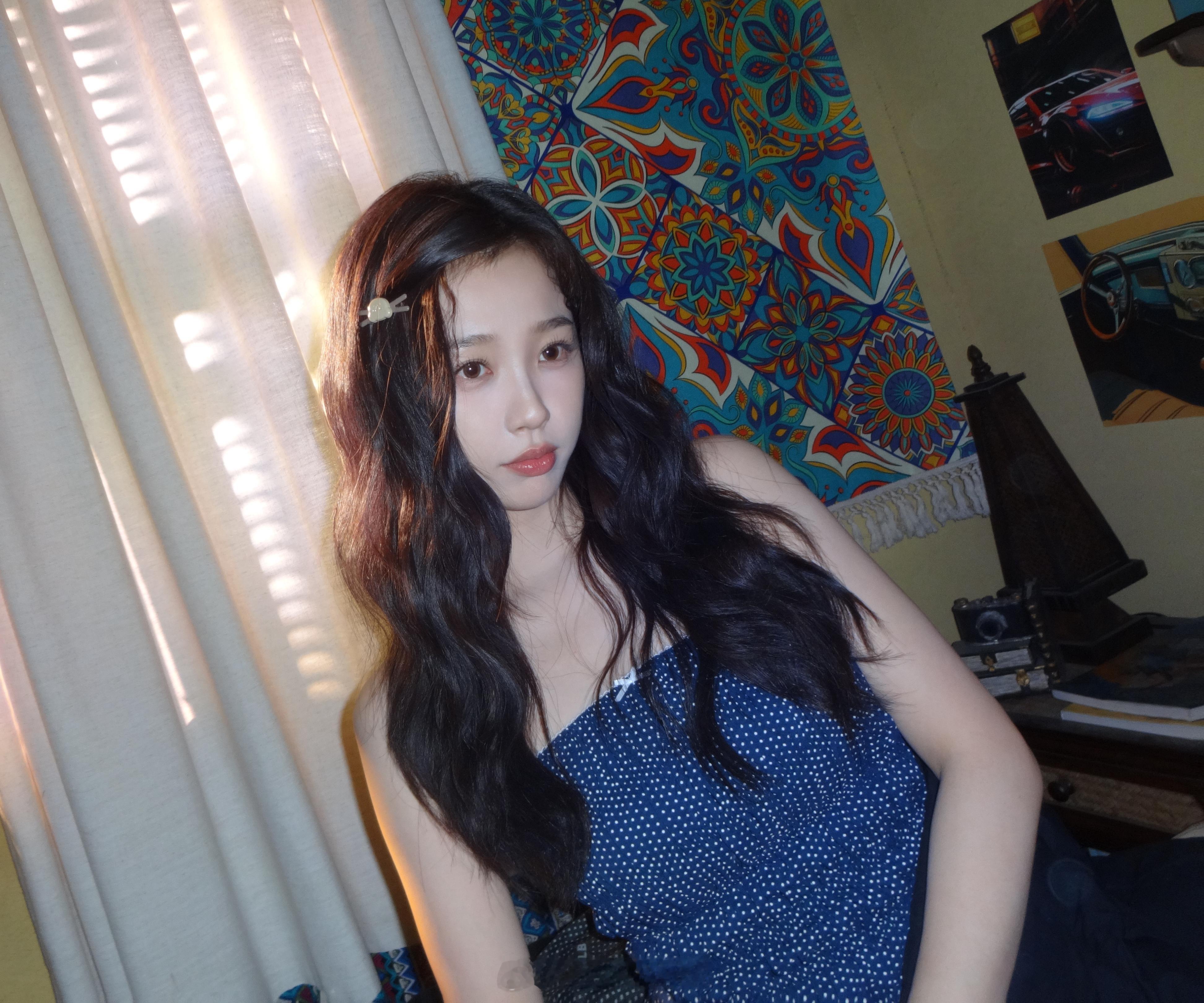 双轨库存虞书欣暮暮美照来了！好可爱好漂亮！