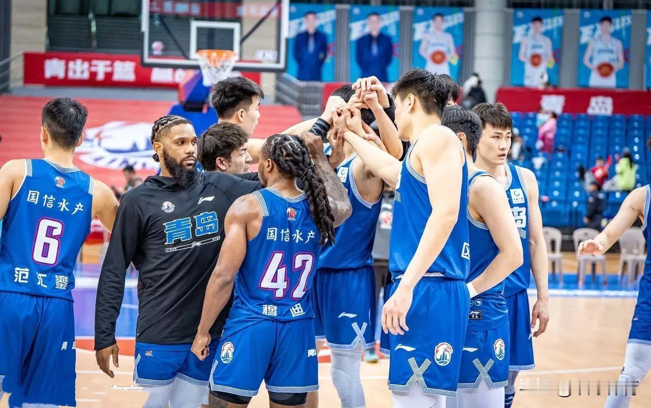 3月23日，青岛男篮在主场战胜山西男篮之后，提前5轮比赛锁定季后赛。他们上一次进