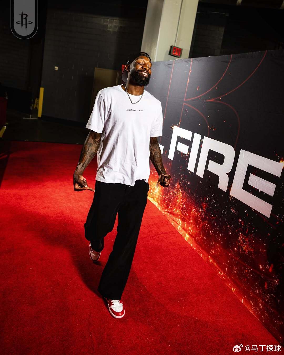 今天主场对阵爵士，男模入场火箭vs爵士