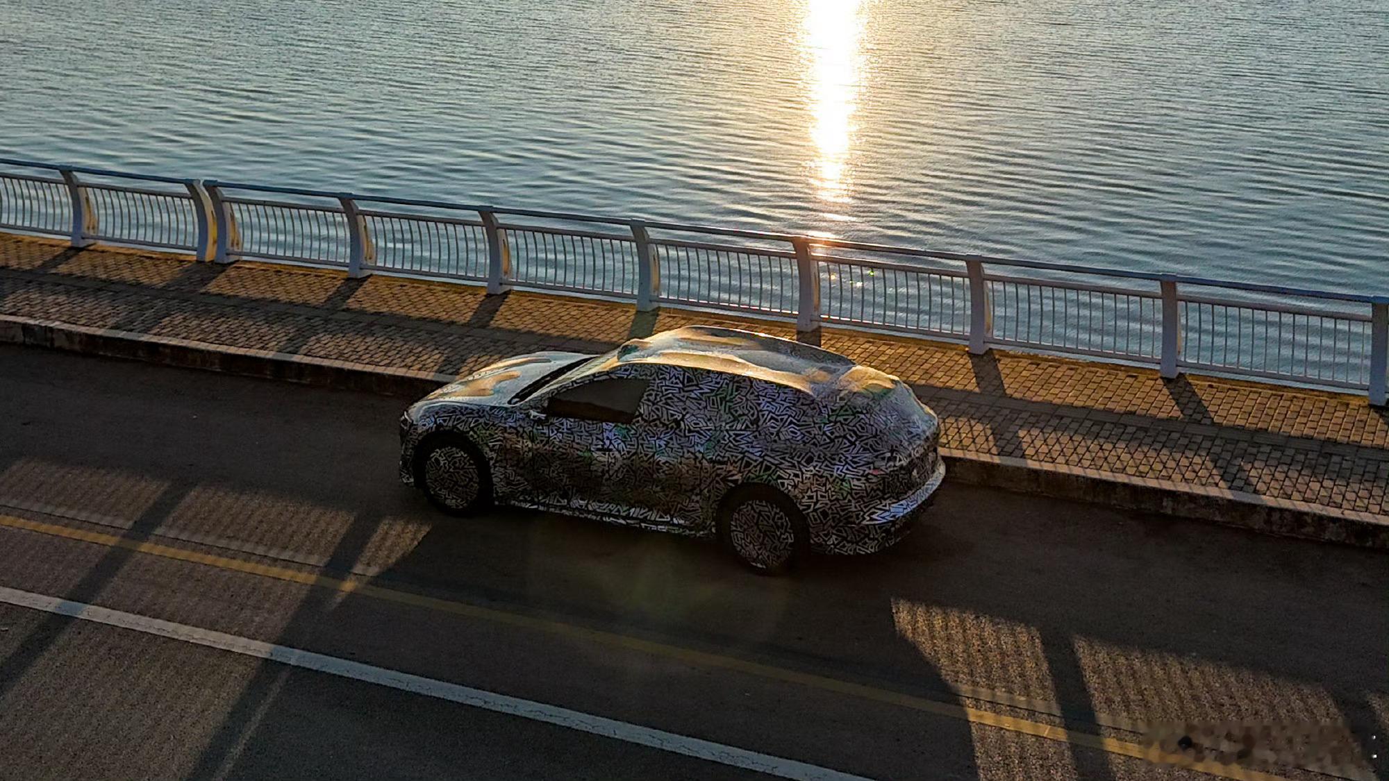 阿维塔的新旅行车，谍照都这么帅我真服了蘑菇聊车