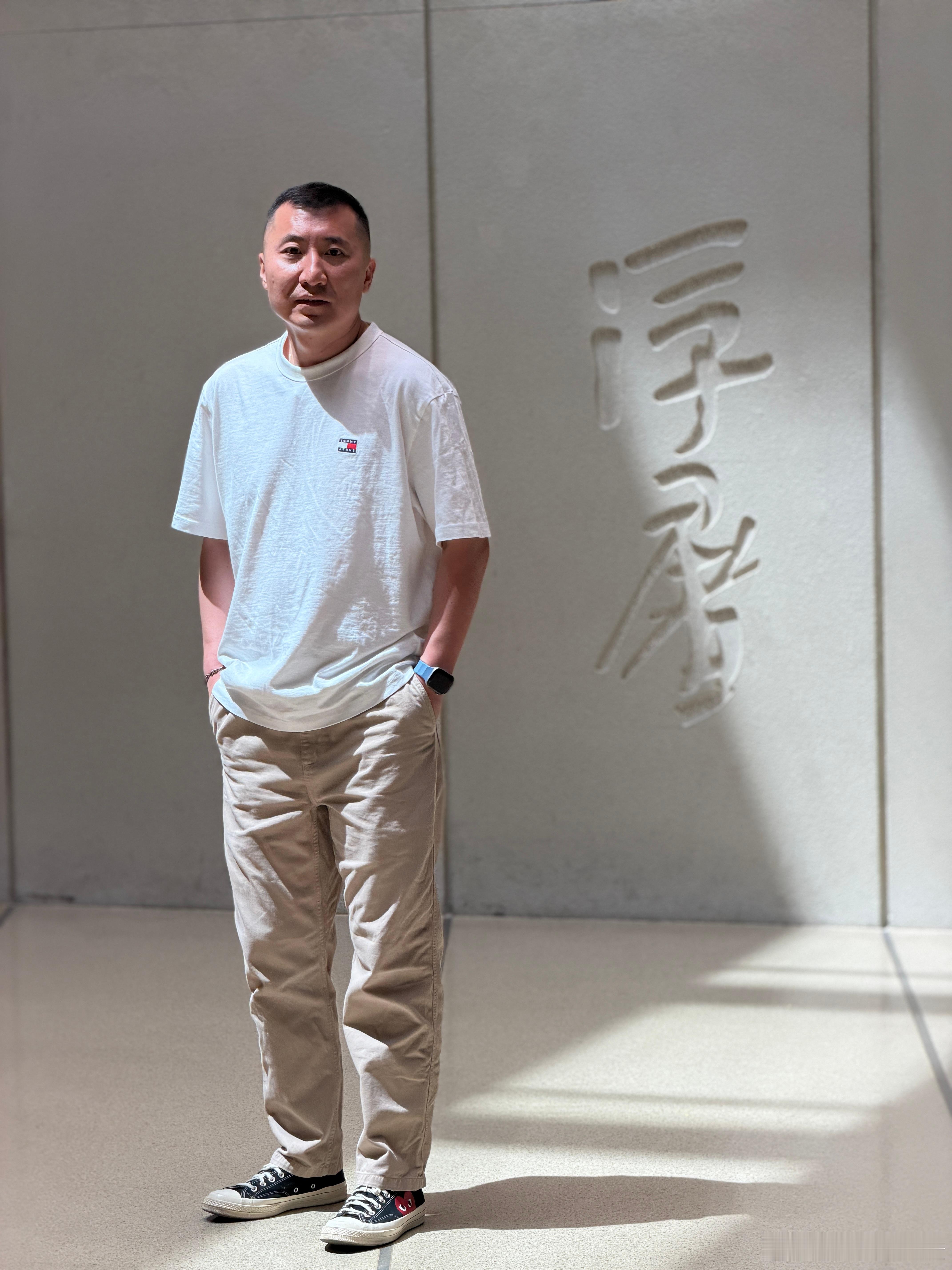 愿我们都能在这份将满未满的美好里，安然度日，静享流年。好梦~~~ 