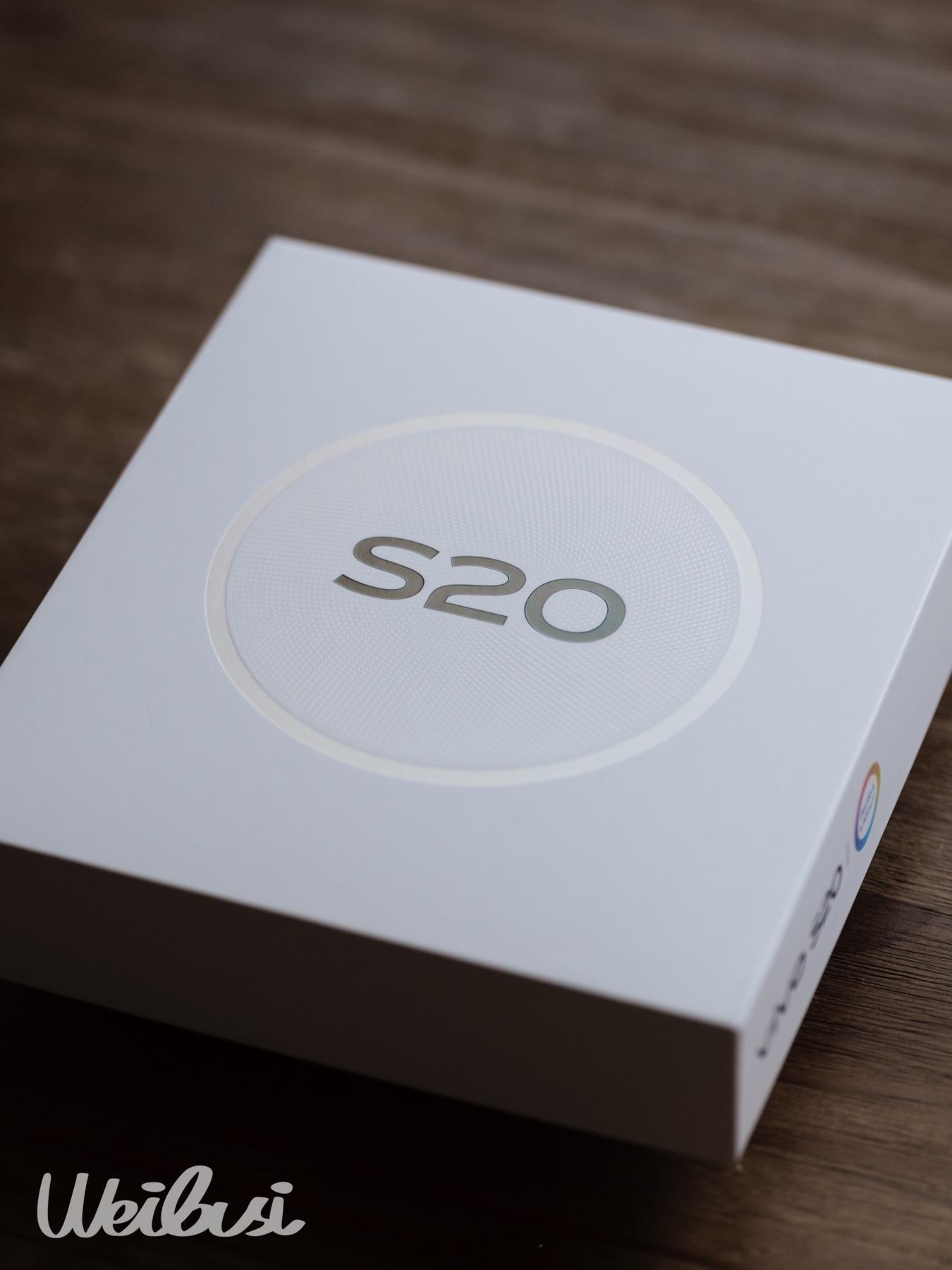 「vivo S20（凤羽金）」魏布斯 · 真机快速开箱纯瞎拍颜值猛不猛？[dog