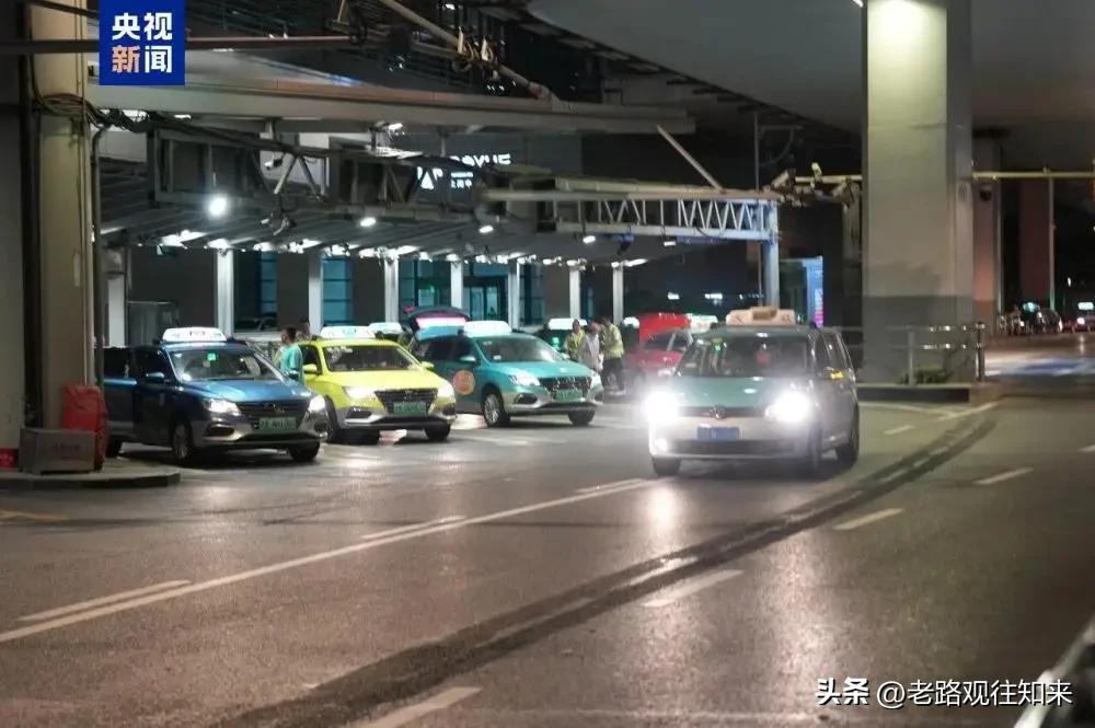 干得漂亮！上海把35辆臭脾气出租车拉黑了，最狠的直接永久禁入

如果你在机场、火