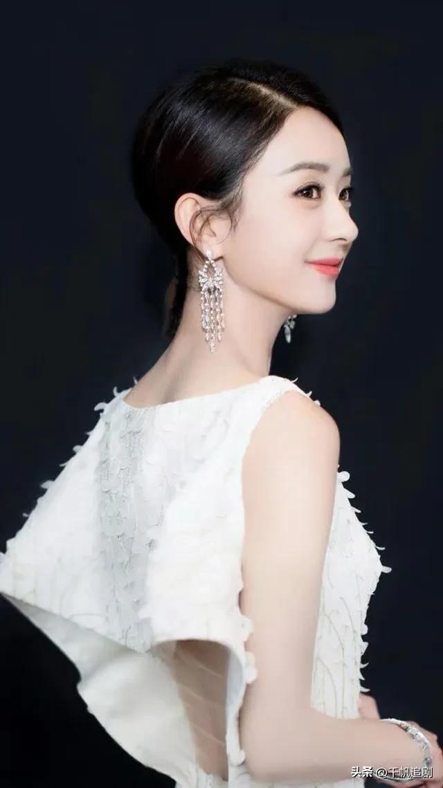 赵丽颖为什么深受大众喜爱？
 
✨从默默无闻到成为顶流花旦，赵丽颖的演艺之路，就