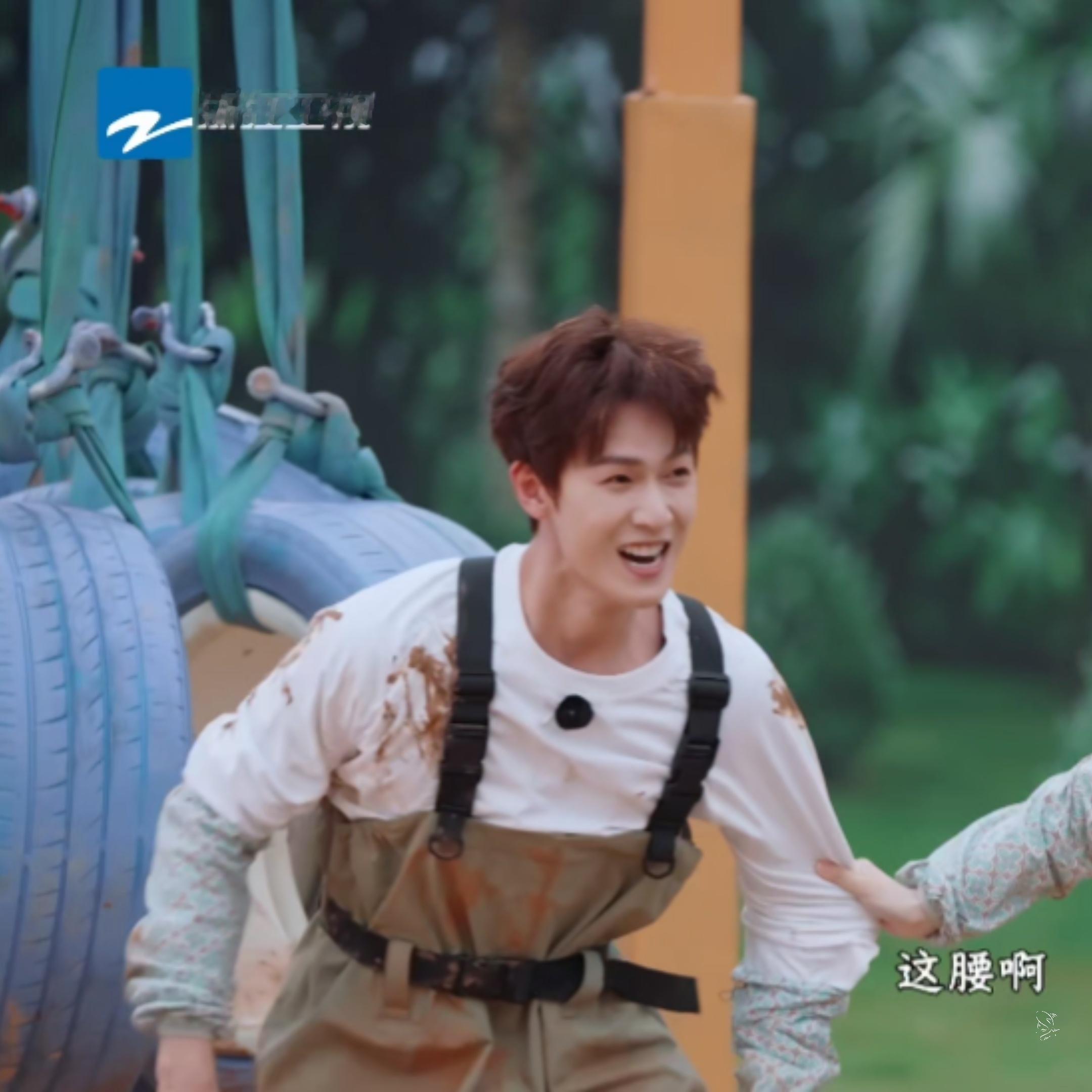 李昀锐奔跑吧﻿ 🌲李昀锐士兵荣耀 356月龄李昀锐(录制时4.24)     