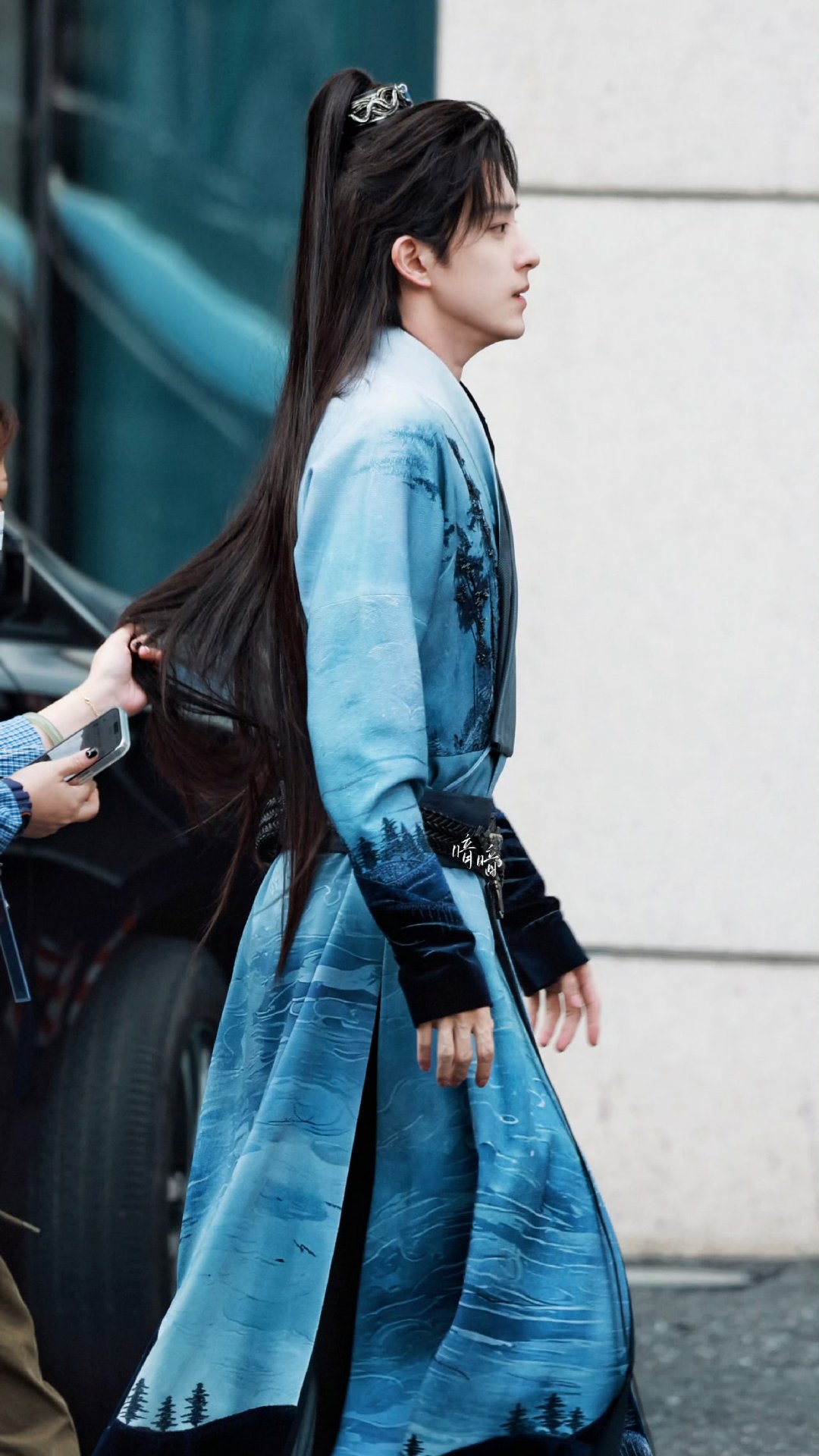 敖瑞鹏王牌9上班敖瑞鹏王牌9古装路透燕迟世子“穿越”来啦！敖瑞鹏王牌9录制顺利，