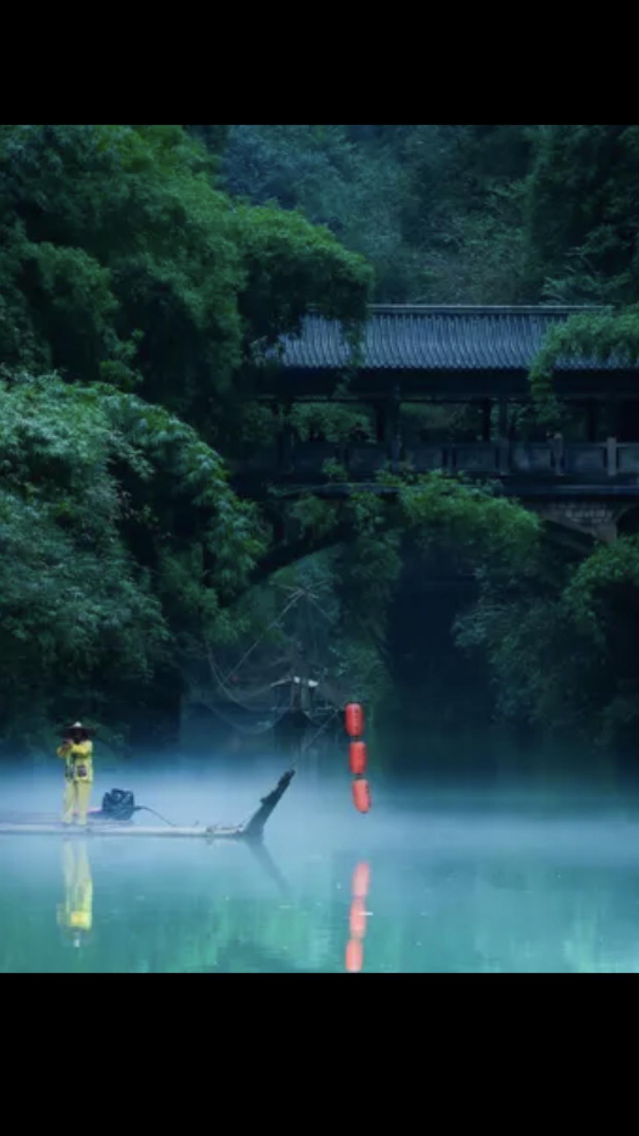 《中塞“铁杆友谊”再升温：高层互访深化防务合作，共筑新时代命运共同体》
中塞两国