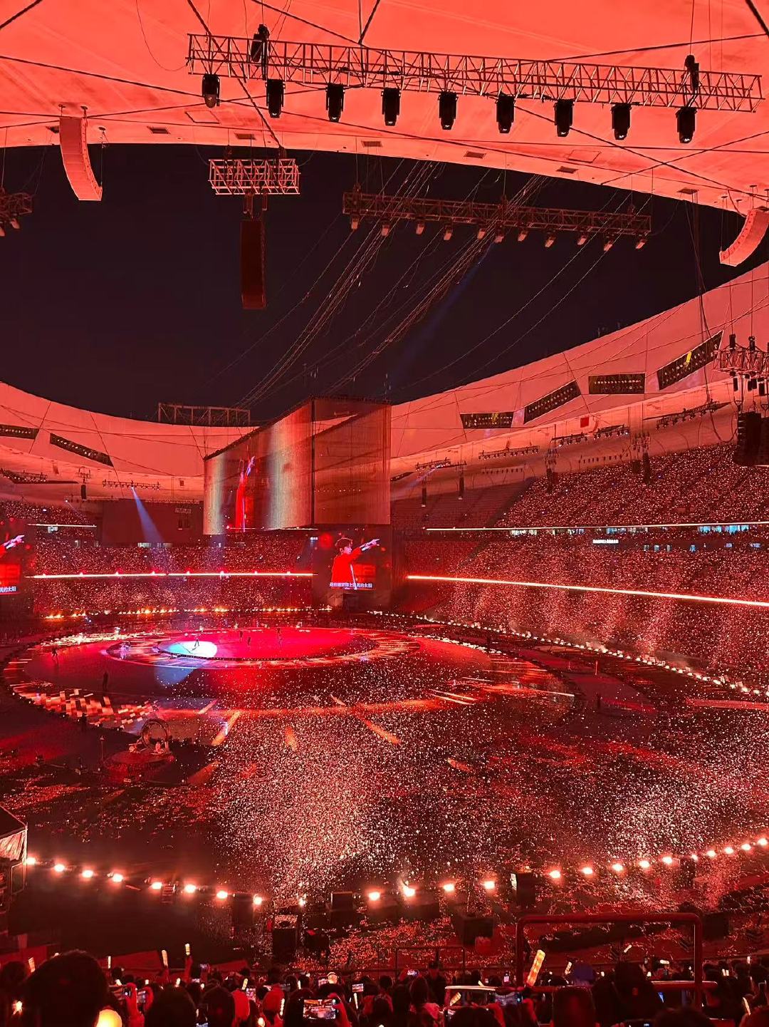 张杰演唱会已经NextLevel了张杰演唱会开启NextLevel模式！内场大舞