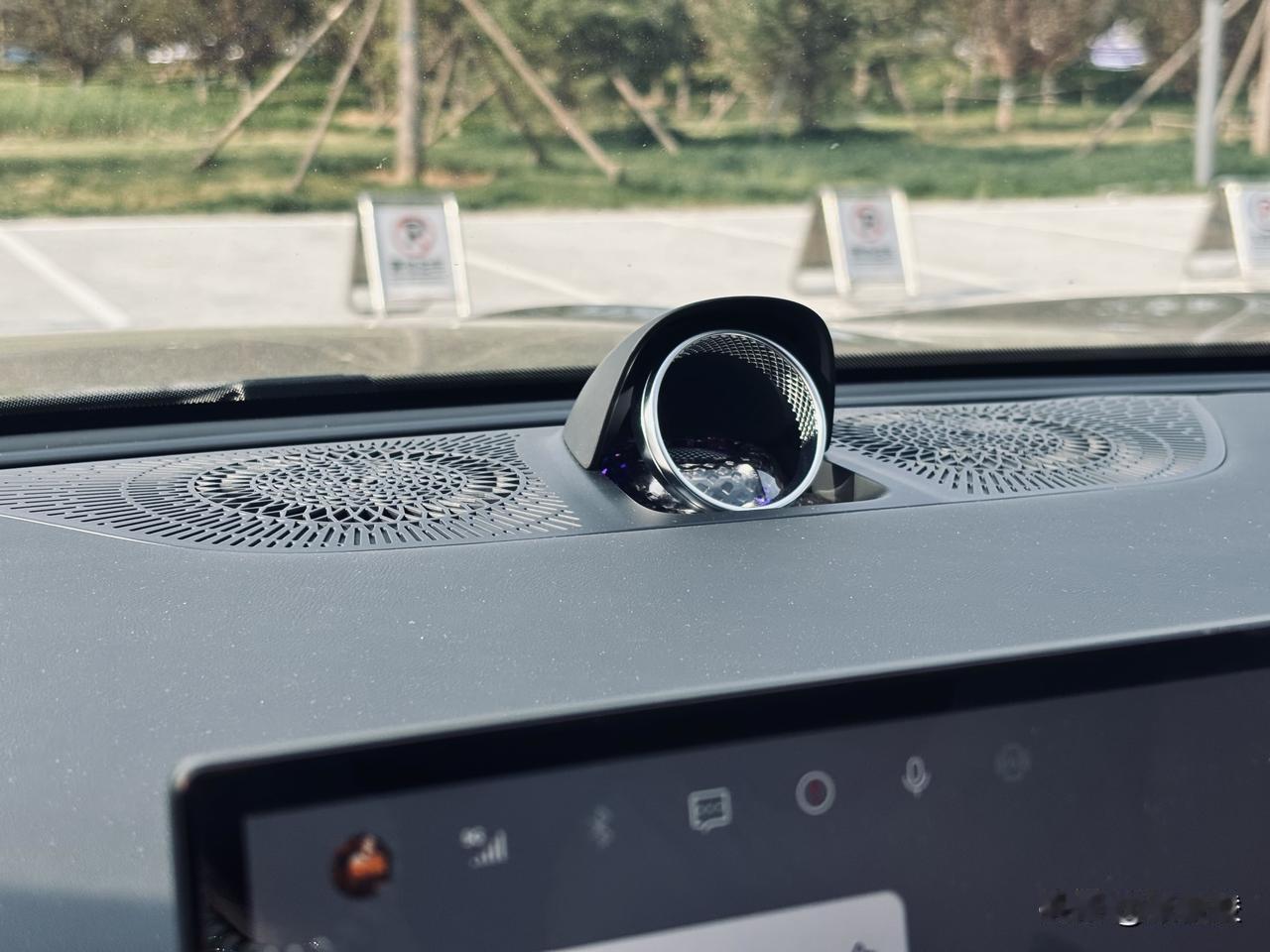 晚上瑞虎9发布会，我现在已经拿到试驾车了，明天给大家好好试驾一下，奇瑞燃油旗舰，