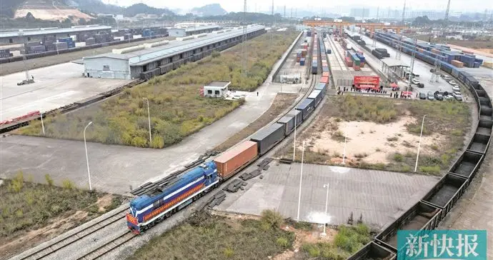 粤港澳大湾区2026年首趟中欧班列启程