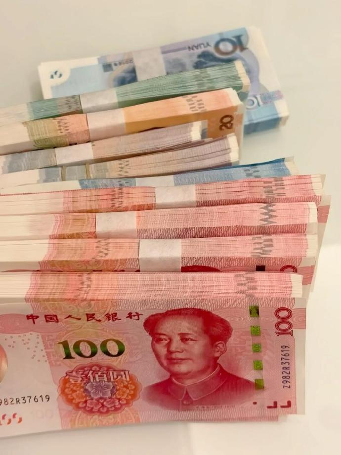 ヾ❥∘∗“世上没有这遮天树 只有金钱降万物” 