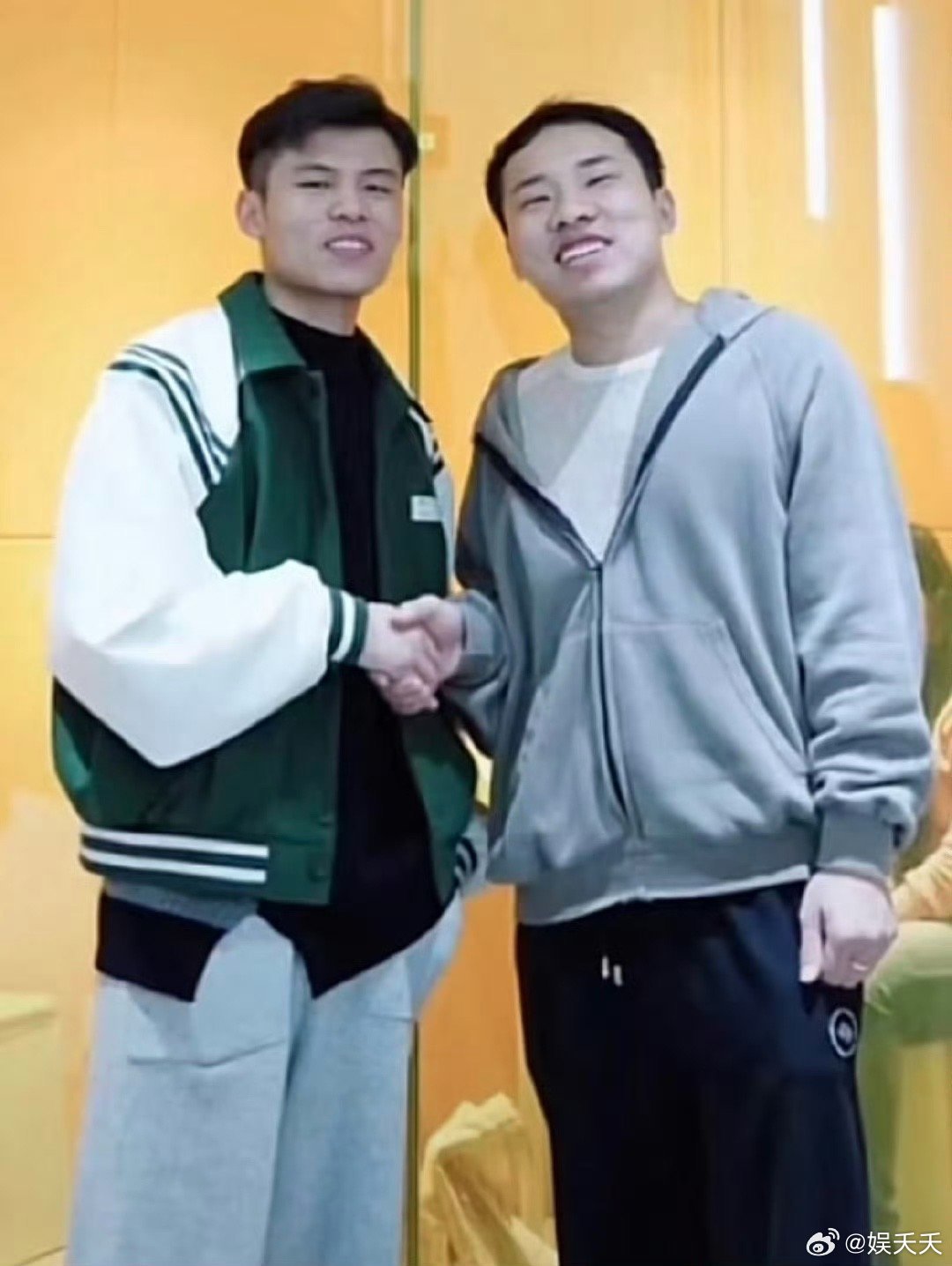 徐志胜做梦也想要的发型出现了 居然还能够有机会在《我是隐藏款》看到何广智cue的