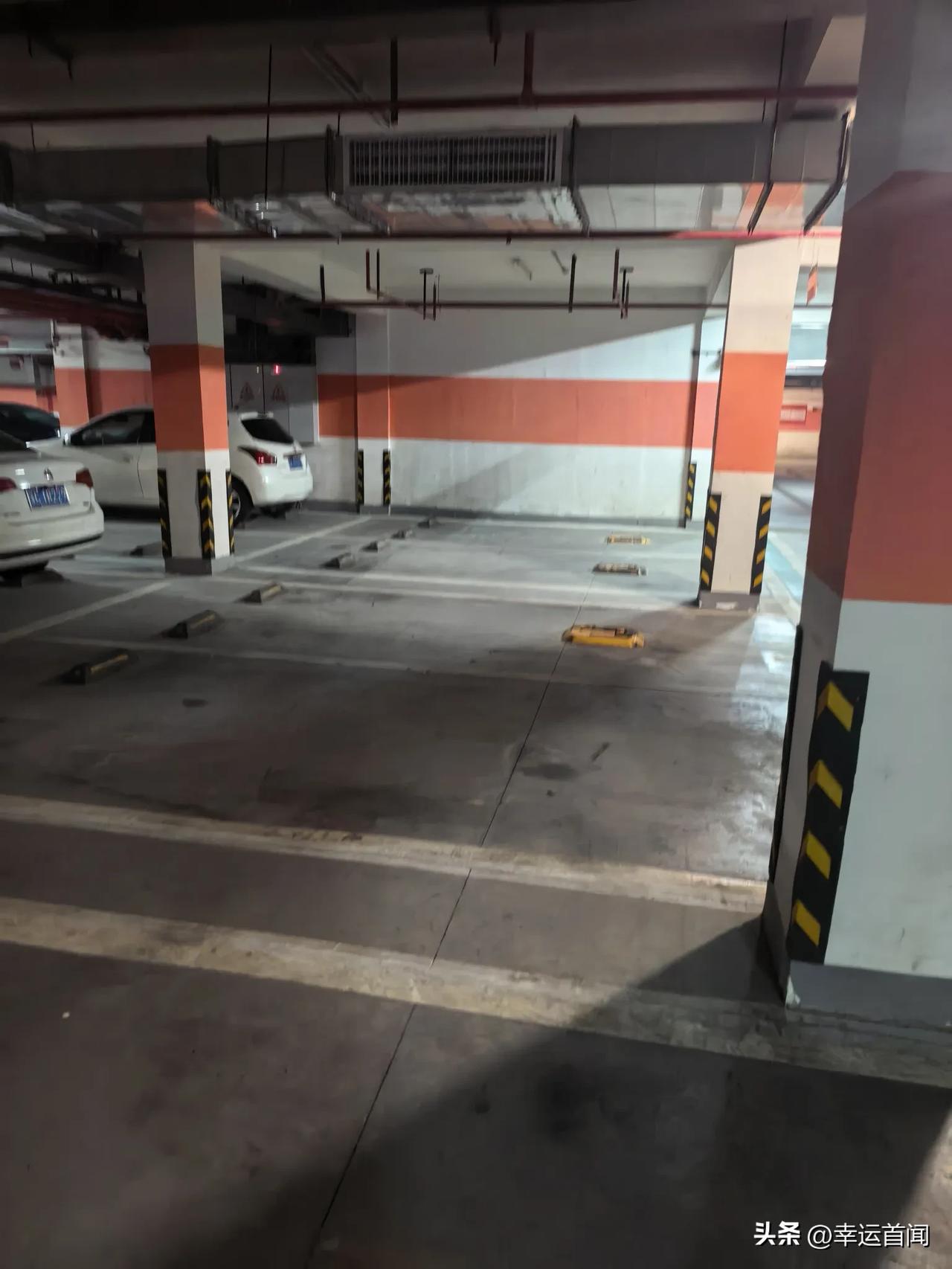您们遇到这种问题了吗？
刚更新的鸿蒙系统sp9，怎么地下车库没有信号，而且一点没