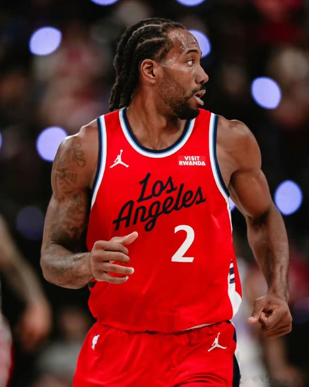 快船北伐继续！伦纳德45分快船末节致胜！快船主场118-101击败爵士，最终的比