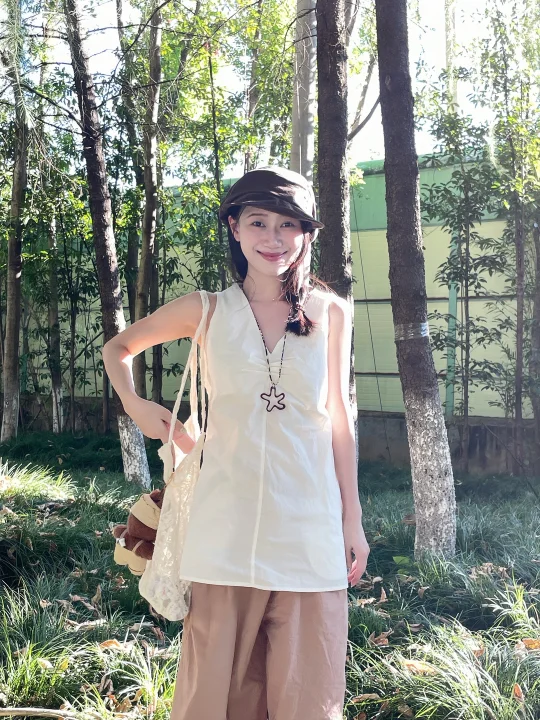 阳光藏在帽子里