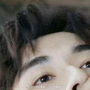 早安心语 “每一天都是暗中被编号的礼物，别急着拆完，但要记得欣赏包装。”祝你拥有