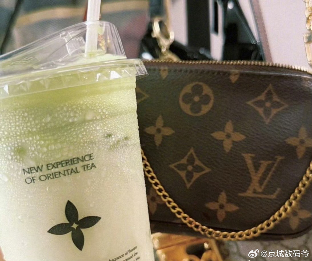 LV起诉茉莉奶白判赔1030万看出差别了没？ 