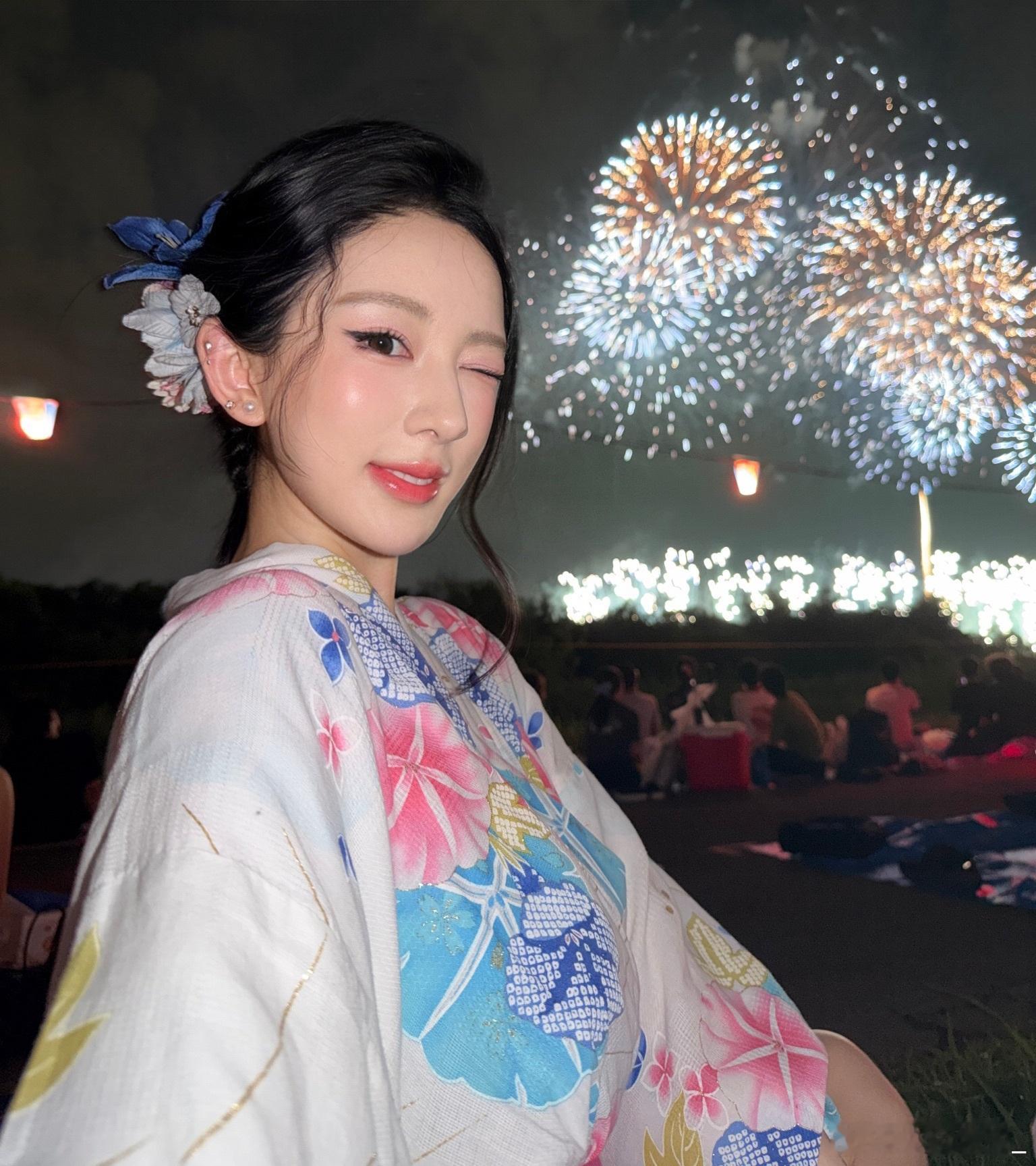 第一次去花火大会好美啊 