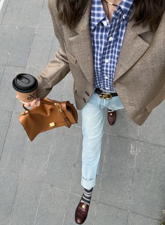 西装衬衫➕牛仔裤简直是打工人春日通勤的神！
