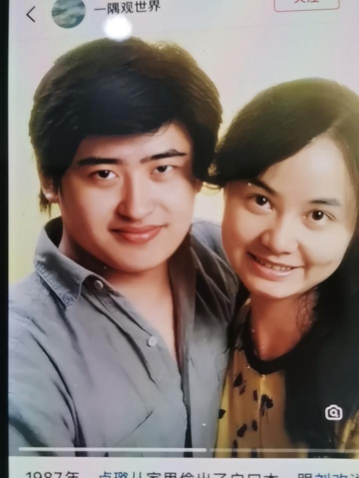 刘欢和卢璐是属于闪婚！

1987年，卢璐认识9天，刘欢就向卢璐求婚领证结婚！