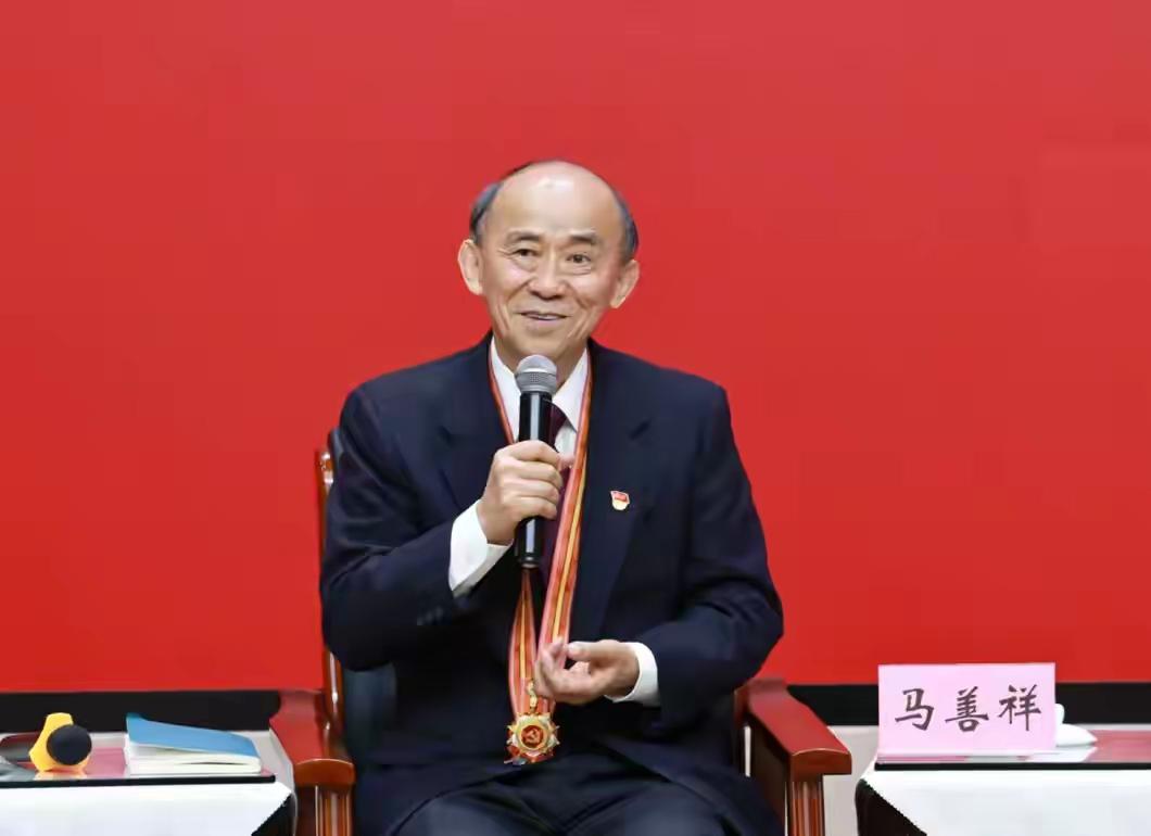 30多年，280多本笔记！“七一勋章”获得者马善祥：永远做百姓心中靠谱贴心的“老
