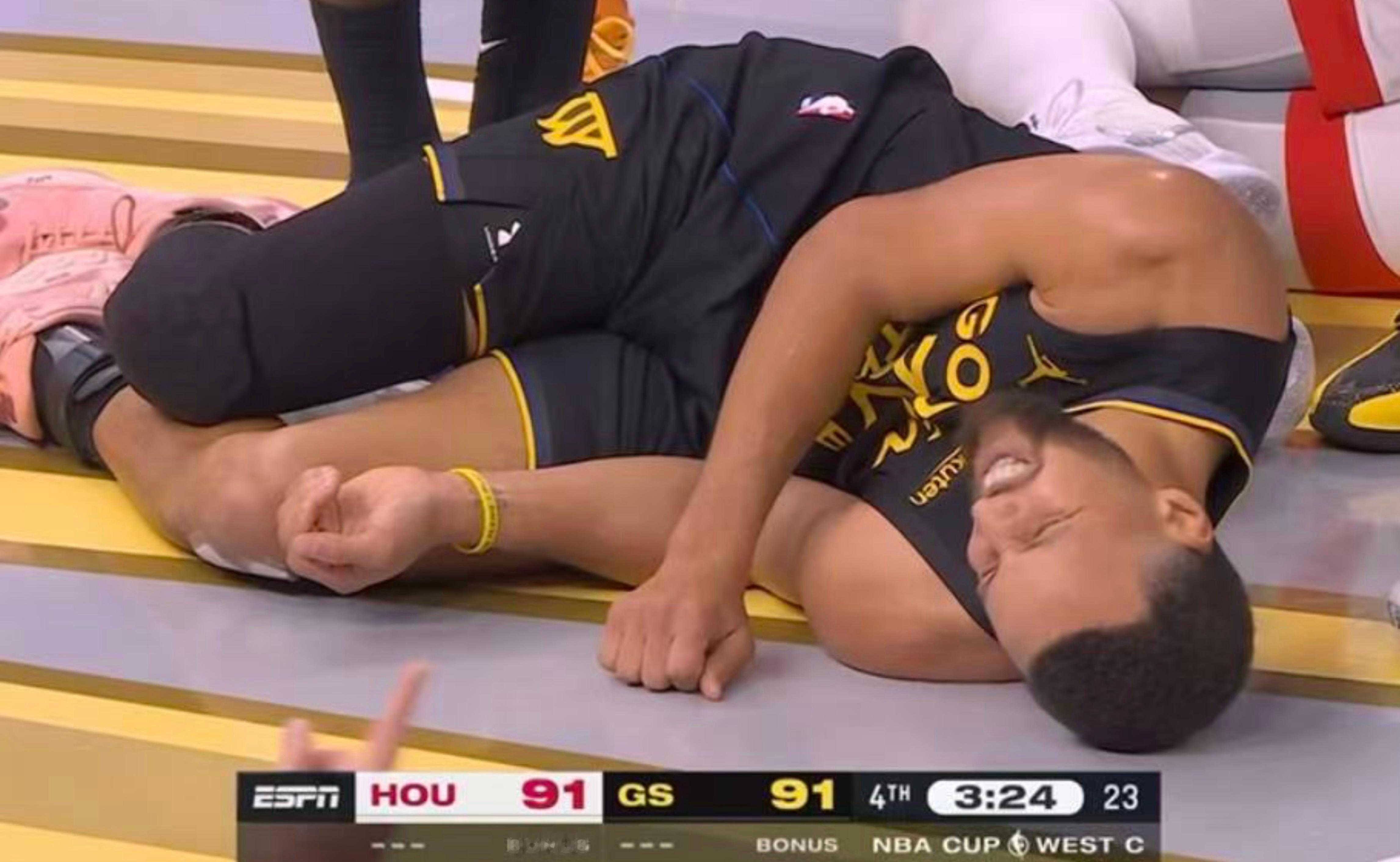 库里将因股四头肌挫伤缺席一周左右！库里受伤