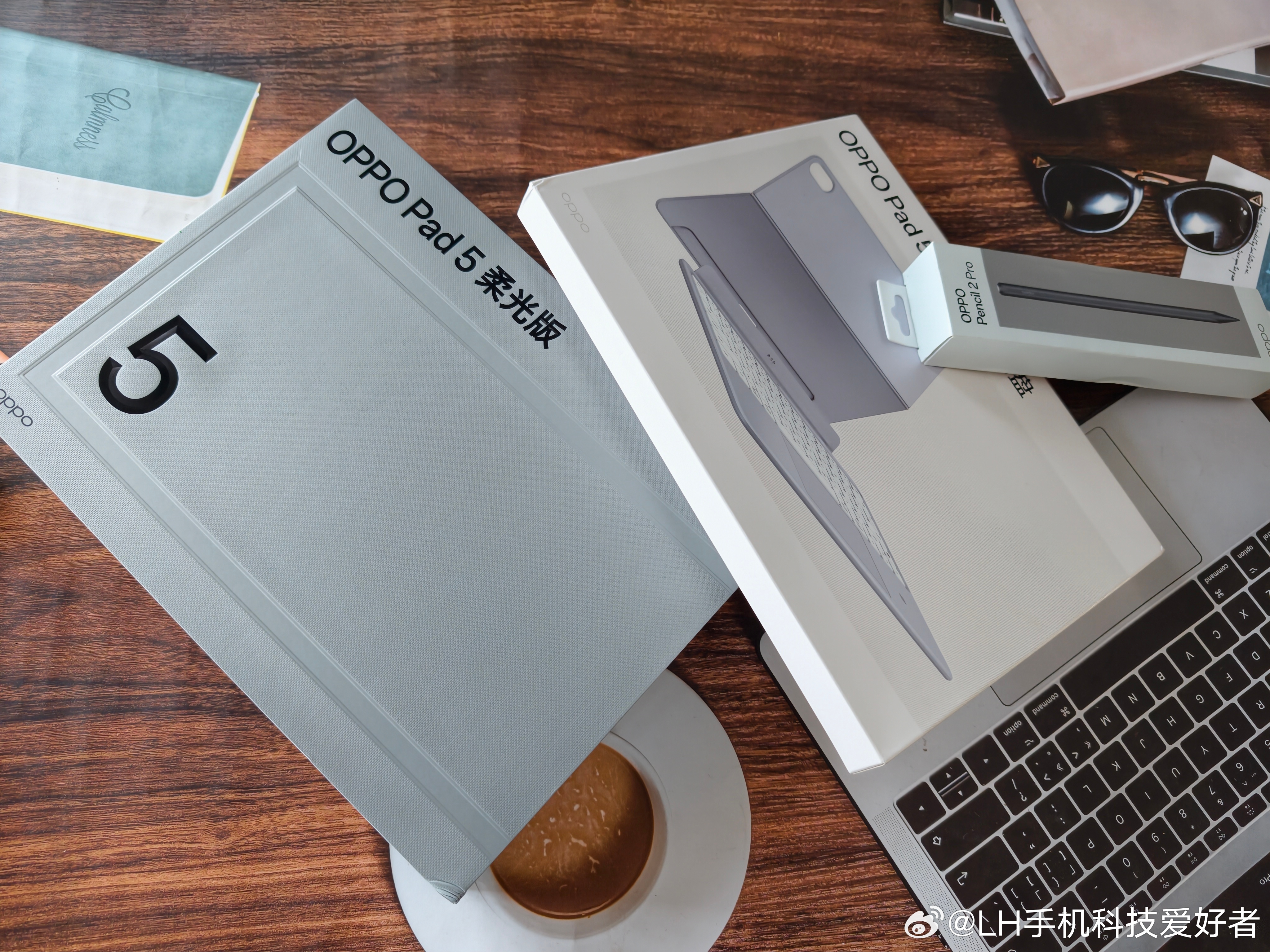 这两天在用OPPO Pad 5柔光版，我想把我那一台平板淘汰掉了，系统确实好用流