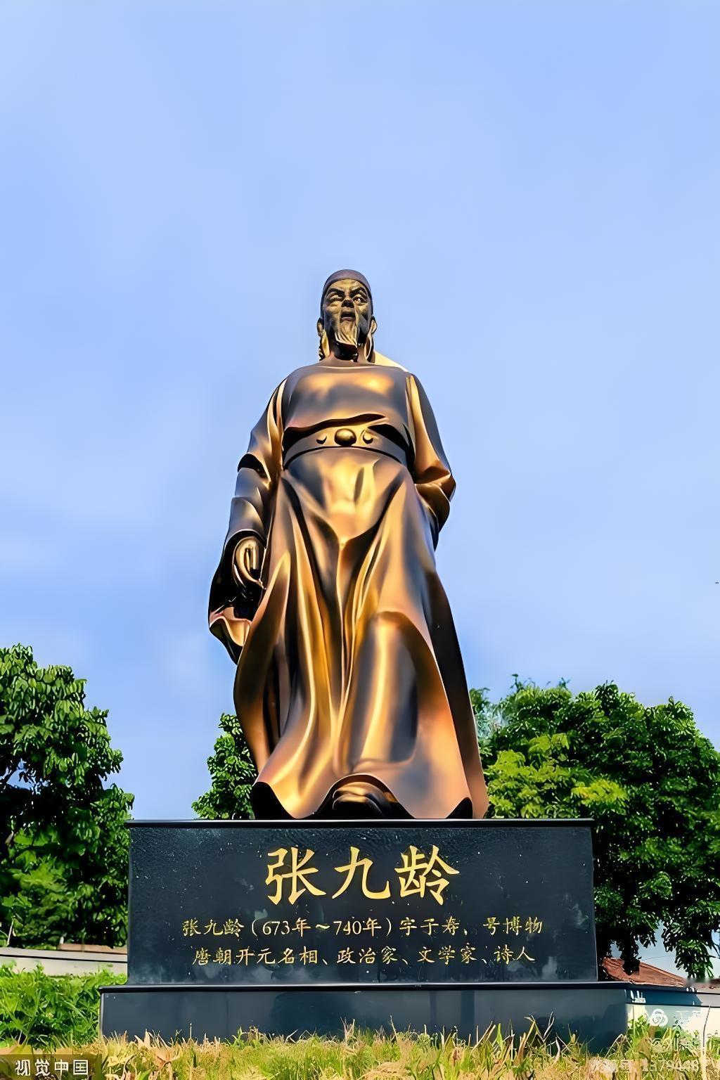 张九龄 VS 李林甫：贤相与奸相的朝堂攻防
     张九龄与李林甫的较量，是唐