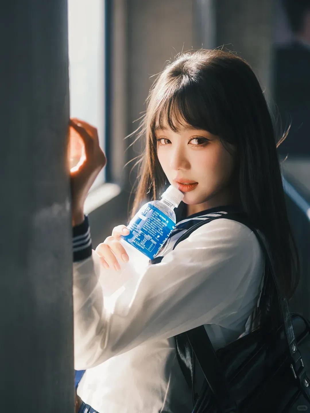 美人照怎么拍才好看光落在眉眼的瞬间高级感写真推荐