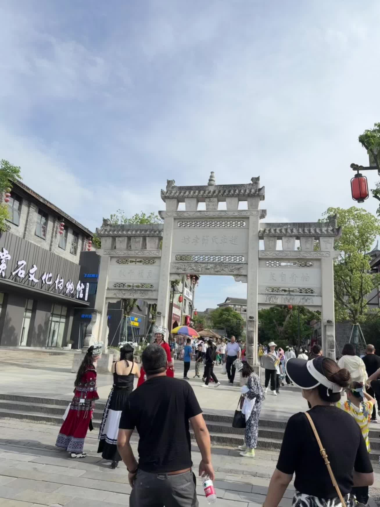 五一来挤人头啦～