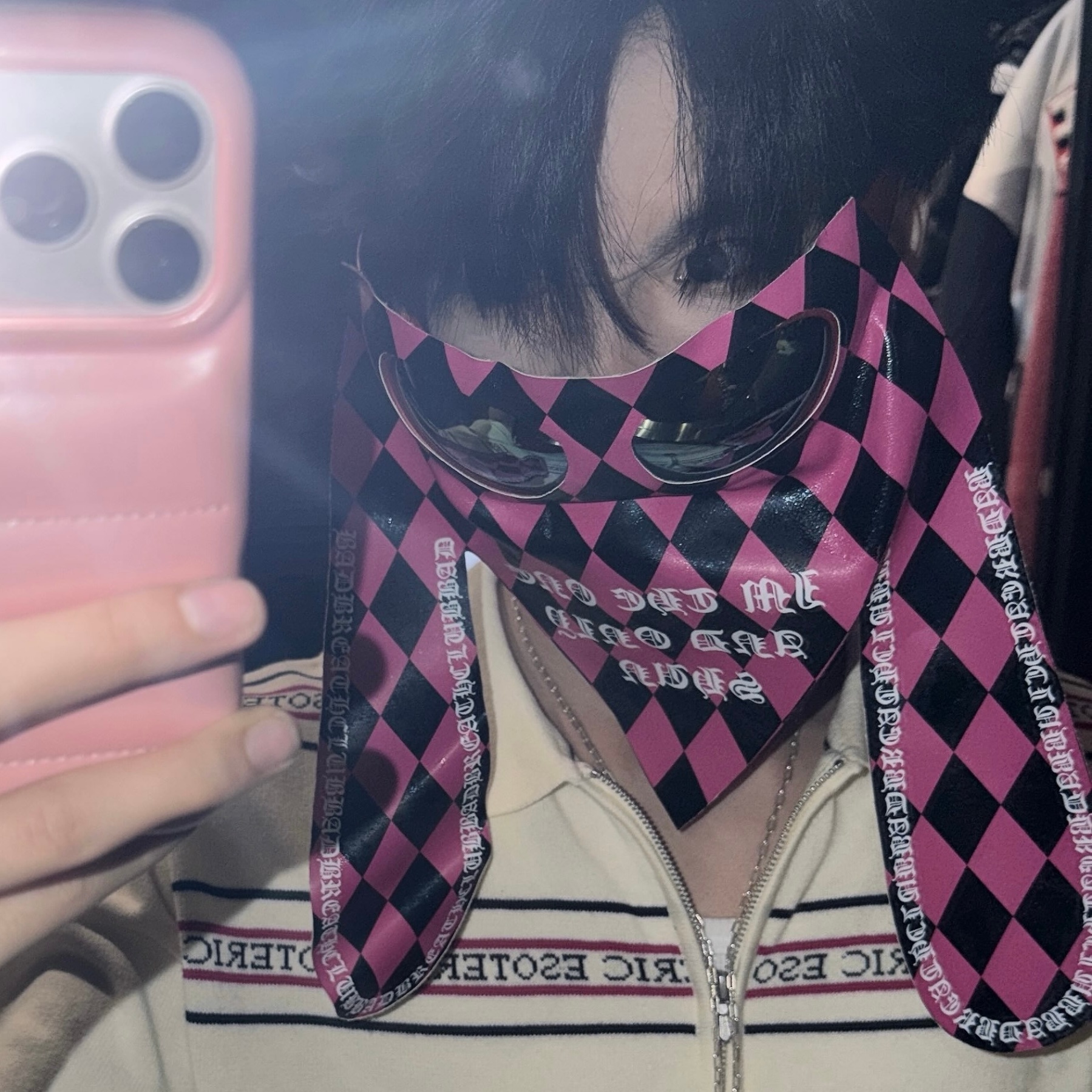 谢谢你送我帽子可我本来就是垂耳兔兔呀。no。你是猪猪兔混血儿🐽🐰 