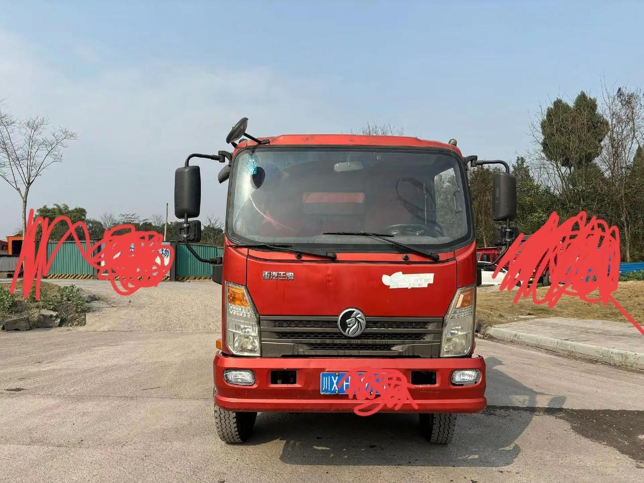 18年11月国五私人户云内130/6/153，中置双顶，4米x2米2大箱，825