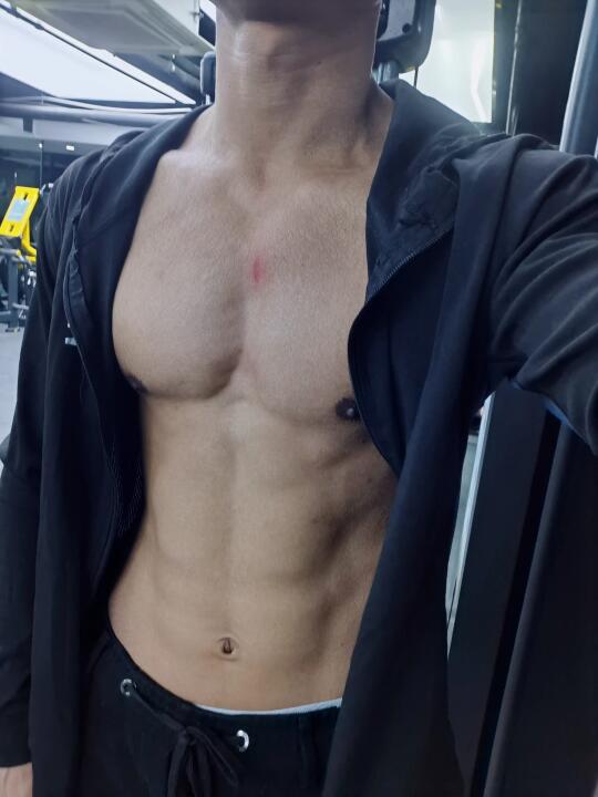 简单搞搞胸